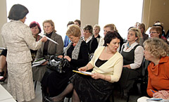Mistinis biuras grobs darželių slaugytojas Mistinis biuras grobs darželių slaugytojas