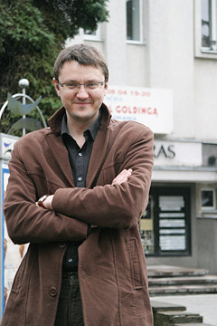 Režisierius Albertas Vidžiūnas: „Teatrams nelengva, tačiau jų reikia“ Režisierius Albertas Vidžiūnas: „Teatrams nelengva, tačiau jų reikia“