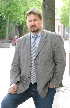 Stasys Tumėnas į pasaulį keliauja per savo kiemą Stasys Tumėnas į pasaulį keliauja per savo kiemą