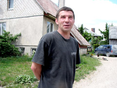 Jonaičiai palieka mirties sodybą Jonaičiai palieka mirties sodybą