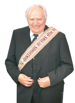 Saulius Sondeckis pasveikintas su jubiliejumi Saulius Sondeckis pasveikintas su jubiliejumi