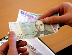 Daugėja vagysčių ir netikrų pinigų Daugėja vagysčių ir netikrų pinigų