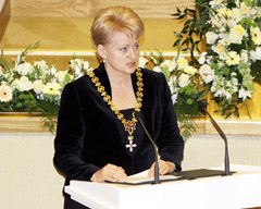 D. Grybauskaitė pradėjo eiti Prezidentės pareigas D. Grybauskaitė pradėjo eiti Prezidentės pareigas