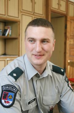 Griežti įstatymai drausmina vairuotojus Griežti įstatymai drausmina vairuotojus