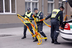 Ataka prieš teismus sutrikdė darbą Ataka prieš teismus sutrikdė darbą