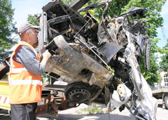 Po avarijos automobilyje sudegė žmogus Po avarijos automobilyje sudegė žmogus