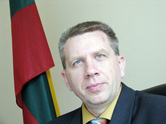 Prokuroras iš provincijos priima iššūkį Prokuroras iš provincijos priima iššūkį