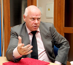Lietuviai atveda Airijos įmonę Lietuviai atveda Airijos įmonę