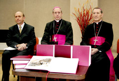Vyskupas ragina Evangeliją skaityti kasdien Vyskupas ragina Evangeliją skaityti kasdien