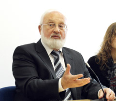 Išminčius mokė išlikti globaliame pasaulyje Išminčius mokė išlikti globaliame pasaulyje