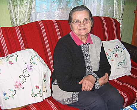 Trisdešimties vestuvių šeimininkė Trisdešimties vestuvių šeimininkė