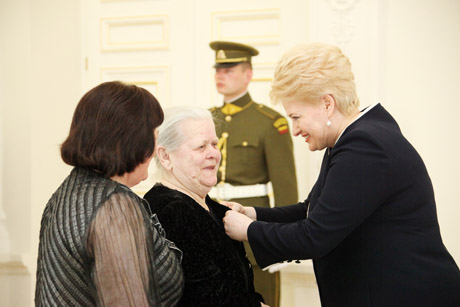 Mama iš Dievo malonės Mama iš Dievo malonės