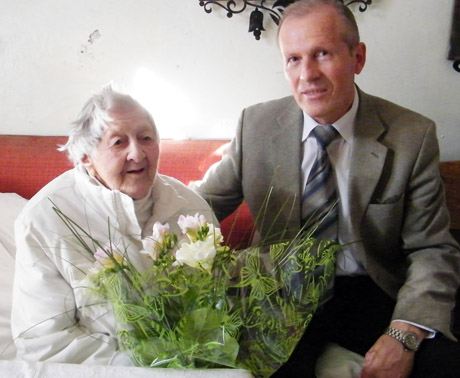 Kelmiškė tautodailininkė sulaukė 99 metų Kelmiškė tautodailininkė sulaukė 99 metų