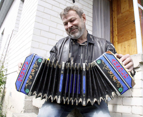 Su bandonija nesiskiria beveik pusę amžiaus Su bandonija nesiskiria beveik pusę amžiaus