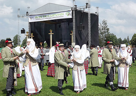 Festivalis tryško ir tautiškumu, ir egzotika Festivalis tryško ir tautiškumu, ir egzotika