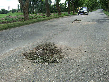 Gyventojai nesulaukia valdžios pagalbos Gyventojai nesulaukia valdžios pagalbos
