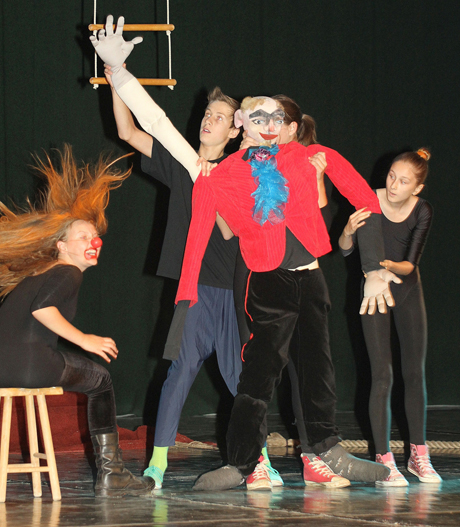 Teatrų festivalyje jaunimas kalba apie meilę Teatrų festivalyje jaunimas kalba apie meilę