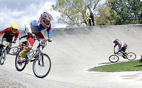 BMX dviratininkai kovojo dėl Prezidento taurės BMX dviratininkai kovojo dėl Prezidento taurės