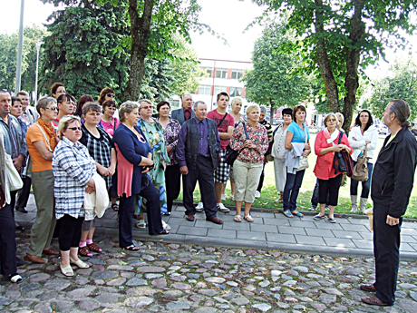 IŠVYKA Į PRASMENGANČIOS ŽEMĖS KRAŠTĄ IŠVYKA Į PRASMENGANČIOS ŽEMĖS KRAŠTĄ