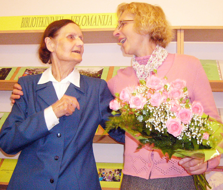 Onos Mikalauskienės „Smilinėjimai“ Onos Mikalauskienės „Smilinėjimai“