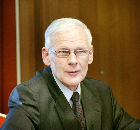 Universiteto rektorius – tik iš profesorių Universiteto rektorius – tik iš profesorių