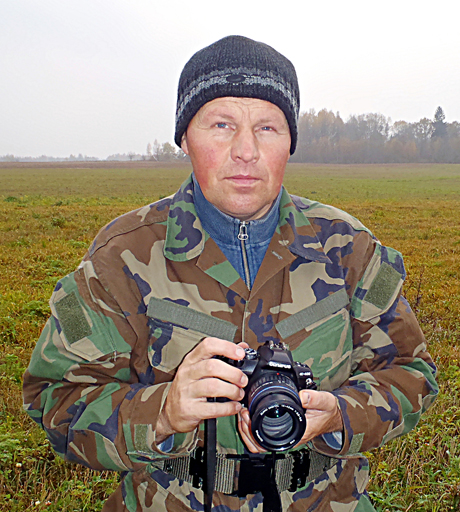 Fotografas fiksuoja ištakas Fotografas fiksuoja ištakas