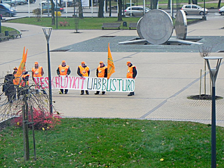 Kainų – nemažinti, įmonės – neskaldyti Kainų – nemažinti, įmonės – neskaldyti