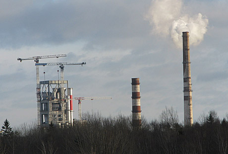 Siekiama įsigyti „Akmenės cemento“ kontrolinį akcijų paketą Siekiama įsigyti „Akmenės cemento“ kontrolinį akcijų paketą