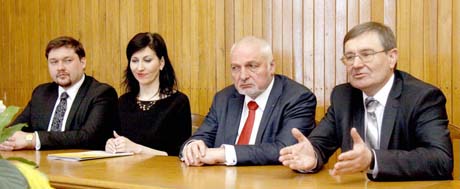 Renovacija judės, bet stringa atliekų vežimas Renovacija judės, bet stringa atliekų vežimas