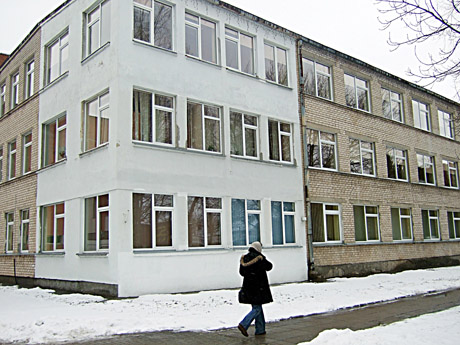 Užsimušė pro ligoninės langą iškritęs pacientas Užsimušė pro ligoninės langą iškritęs pacientas