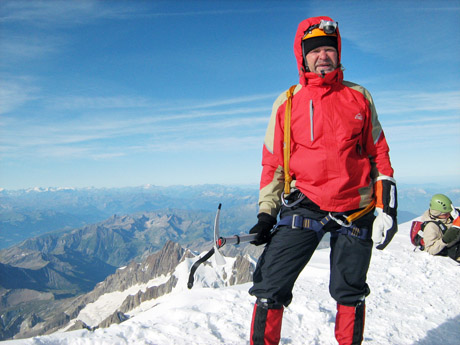 Alpinistų žūtys nesumažino noro kopti Alpinistų žūtys nesumažino noro kopti