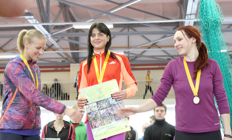 Čempionatas pakrikštijo Šiaulių maniežą Čempionatas pakrikštijo Šiaulių maniežą