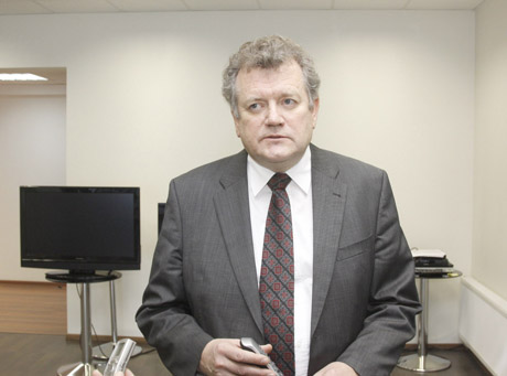 Televizorių gamintojai bando gelbėti įmonę Televizorių gamintojai bando gelbėti įmonę