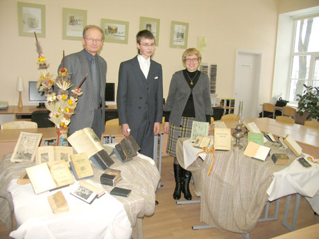 Gimnazistas surengė knygų parodą Gimnazistas surengė knygų parodą