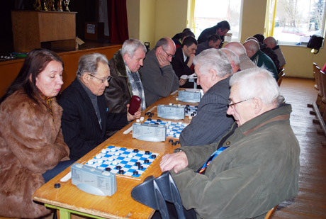 Taures iškovojo svečiai