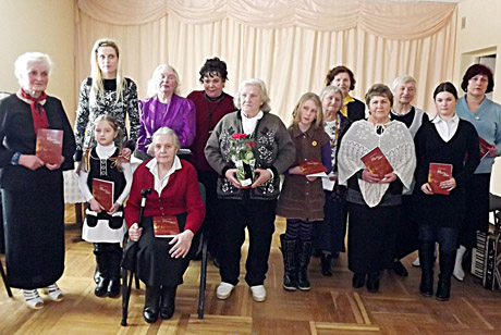 Kaimų poetai pristatė knygą Kaimų poetai pristatė knygą