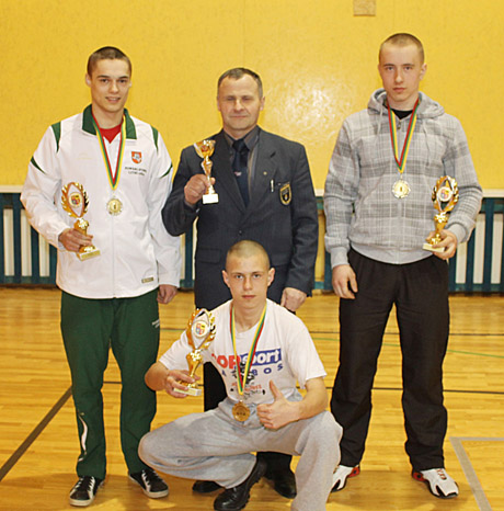 Pergalingi stipruolių startai Pergalingi stipruolių startai