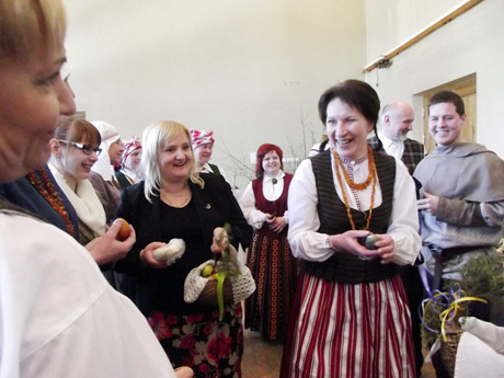 Pakruojyje šurmuliavo žiemgalių Velykos Pakruojyje šurmuliavo žiemgalių Velykos