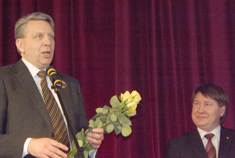 Generalinis prokuroras gyrė kolegas ir pats pelnė apdovanojimą Generalinis prokuroras gyrė kolegas ir pats pelnė apdovanojimą