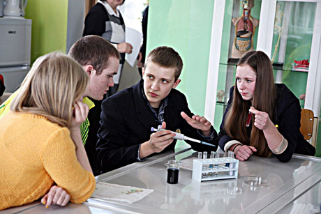 „Ekspertų“ klasė – universalių ugdymo problemų sprendimo būdas „Ekspertų“ klasė – universalių ugdymo problemų sprendimo būdas
