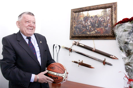 Krepšinio rėmėjas švenčia jubiliejų Krepšinio rėmėjas švenčia jubiliejų