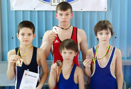 Jaunieji imtynininkai išbandė priešininkus Jaunieji imtynininkai išbandė priešininkus