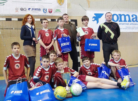 Radviliškio moksleiviai pelnė čempionų taurę Radviliškio moksleiviai pelnė čempionų taurę
