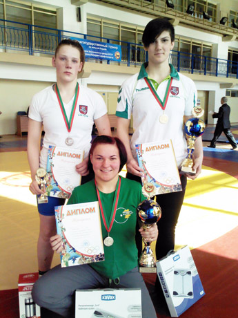 Šiaulių imtynininkės triumfavo Baltarusijoje Šiaulių imtynininkės triumfavo Baltarusijoje