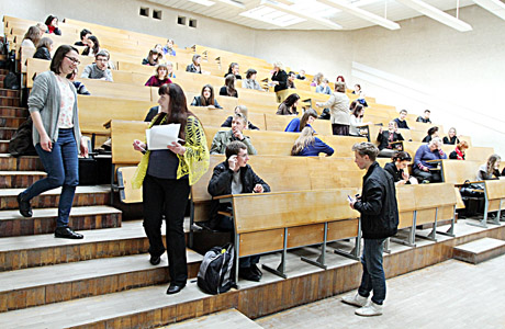 Universitete tęsiama diktanto tradicija Universitete tęsiama diktanto tradicija