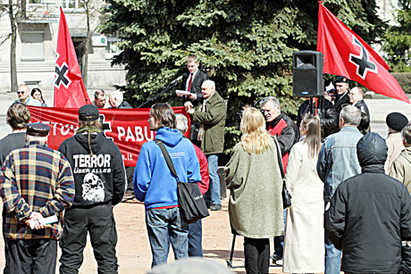 Gegužės 1-ąją – radikalų propaganda Gegužės 1-ąją – radikalų propaganda