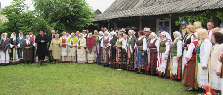 Kirnaičiai tapo giesmių Marijai sostine Kirnaičiai tapo giesmių Marijai sostine