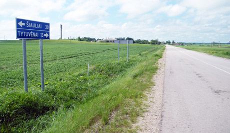 Asfaltuotų žvyrkelių privalumų ant vienos rankos pirštų nesuskaičiuosi Asfaltuotų žvyrkelių privalumų ant vienos rankos pirštų nesuskaičiuosi