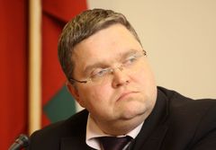 Seimas bando žaboti bankų apetitą Seimas bando žaboti bankų apetitą