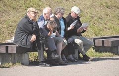 Valdininkai pučia savo armiją Valdininkai pučia savo armiją